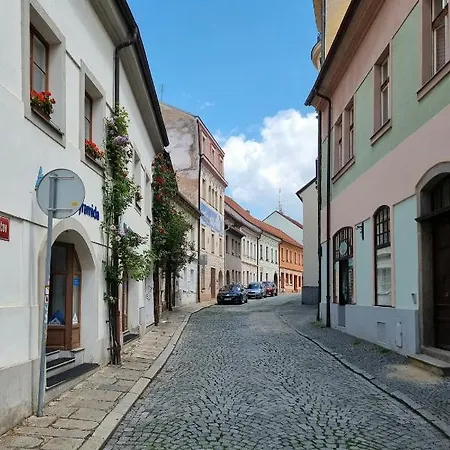Zlaty Kriz *