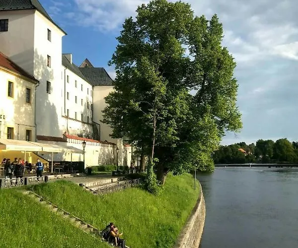 Zlaty Kriz *